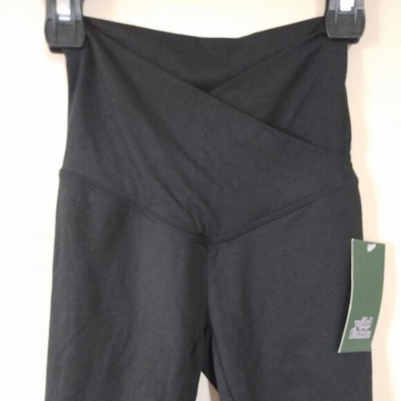 Wild Fable Women's Black Cross Waist High Rise Bike Shorts Size XXS - Picture 2 of 3